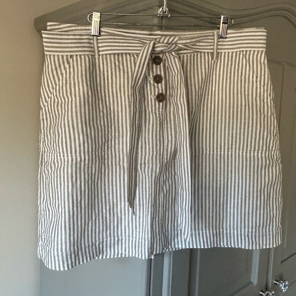 Talbots green/White Linen A-Line Skirt Seersucker Stripe Belted, lined 12